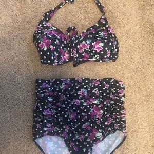 Unique vintage halter with high waisted bottoms